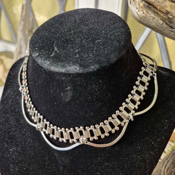 Silver Choker Necklace - Picture 3 of 10